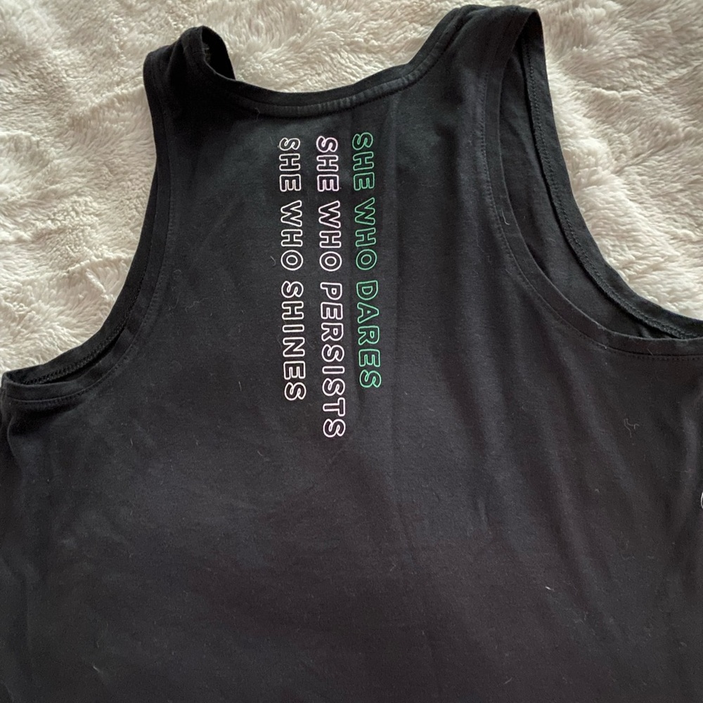 Old Navy work out shirt new w/o tags
